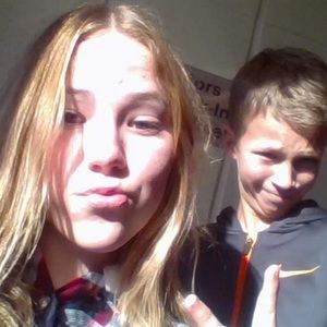 Meet your Posher, Abigail